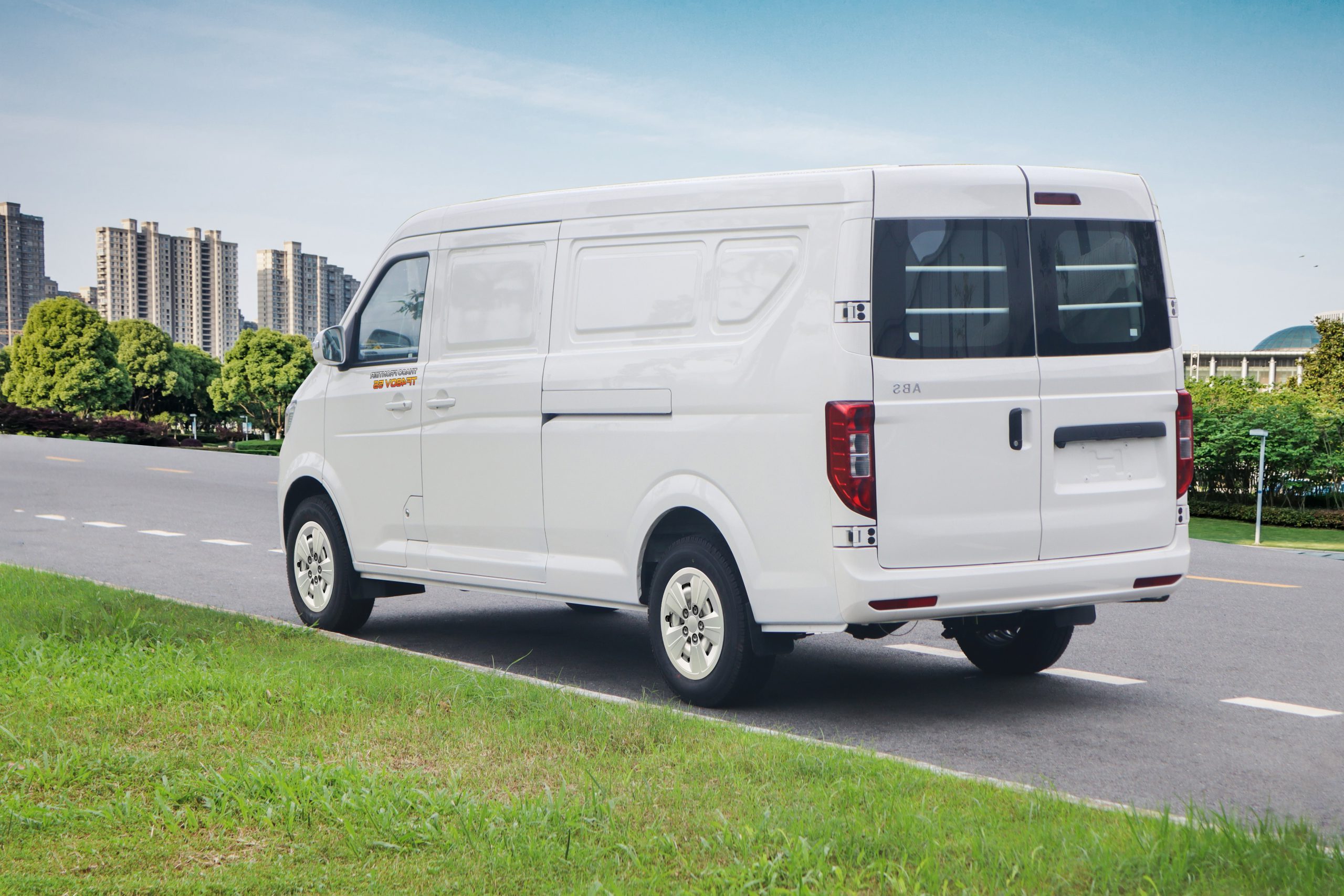cốp xe tải van tf480v 5s