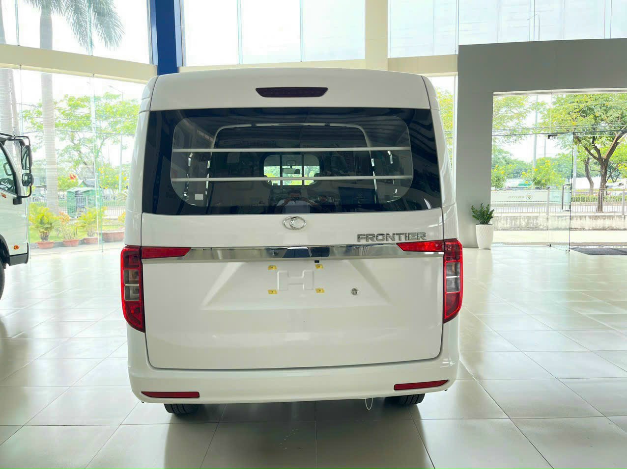 TF450V 5S THACO VAN 5 CHỖ