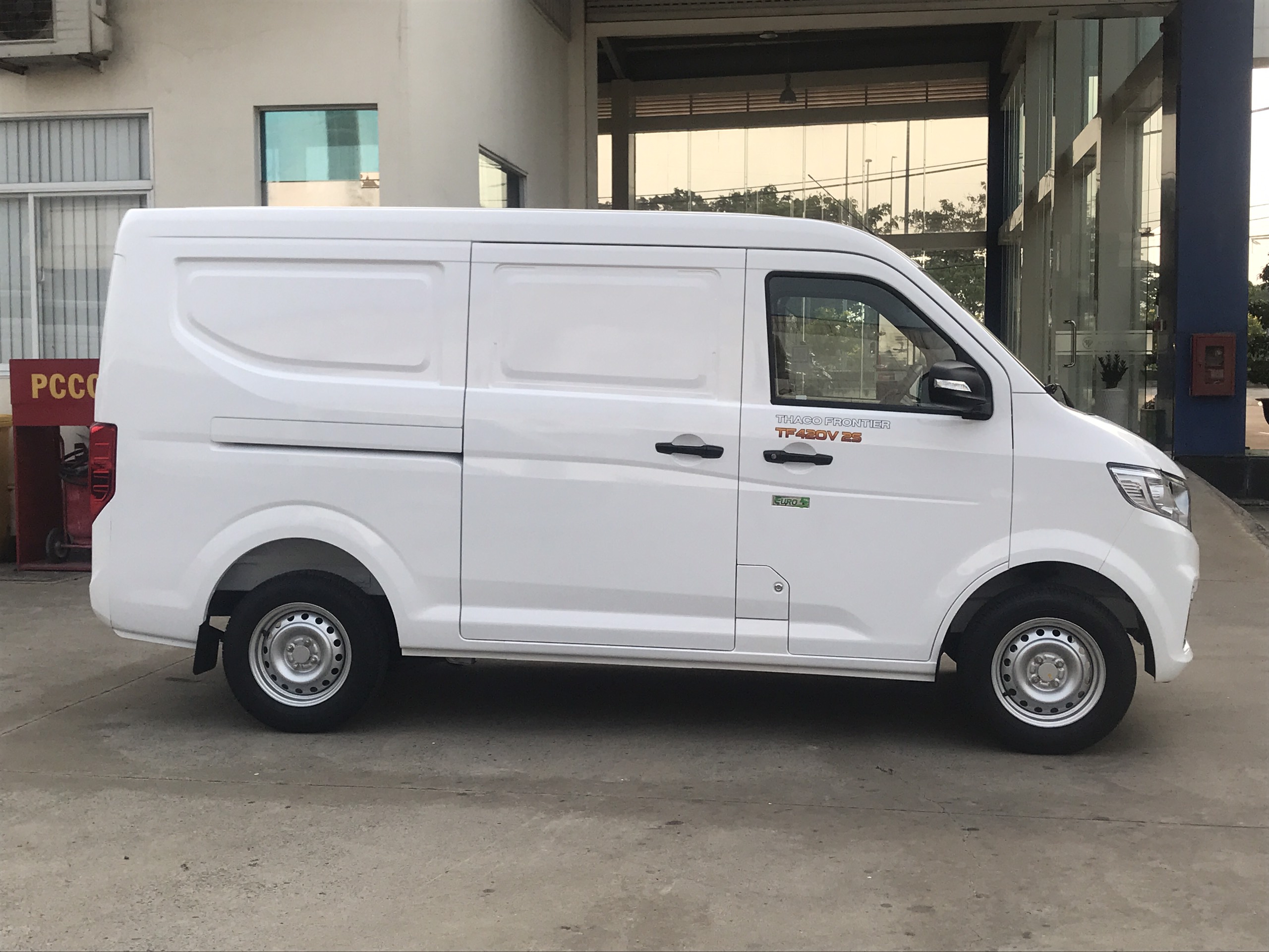 xe tải van thaco