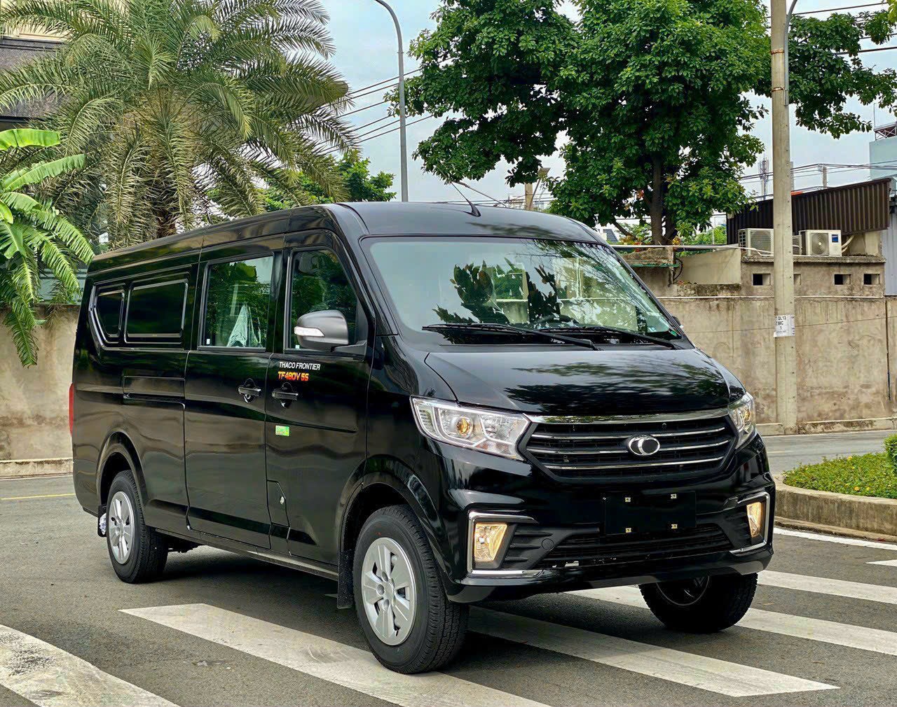 xe tải van thaco 5 chỗ tf480