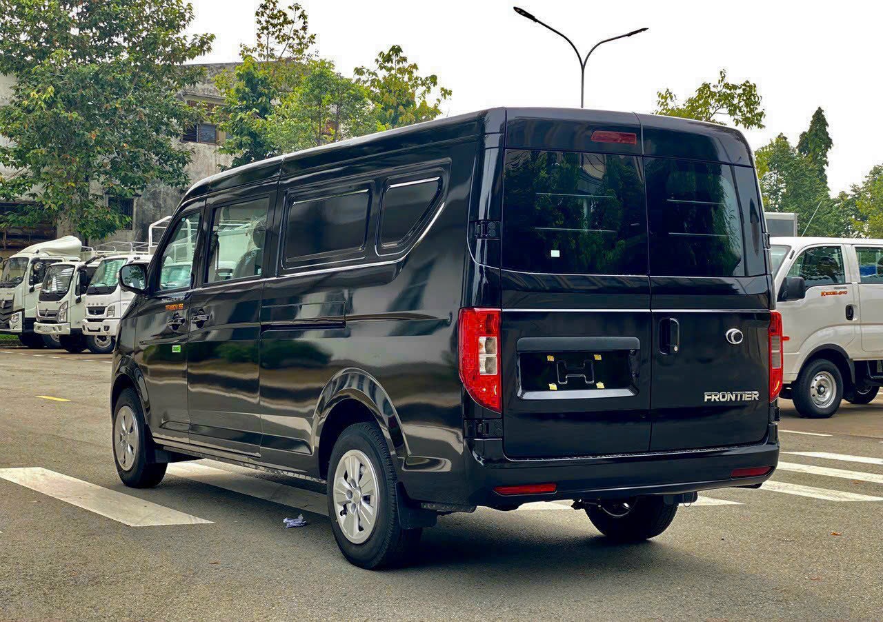 xe tải van thaco 5 chỗ tf480