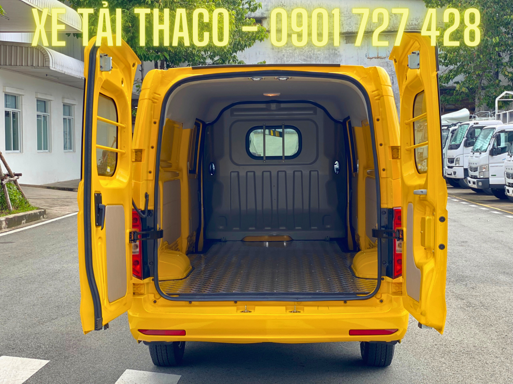 giá xe tải van thùng dài sơn màu vàng