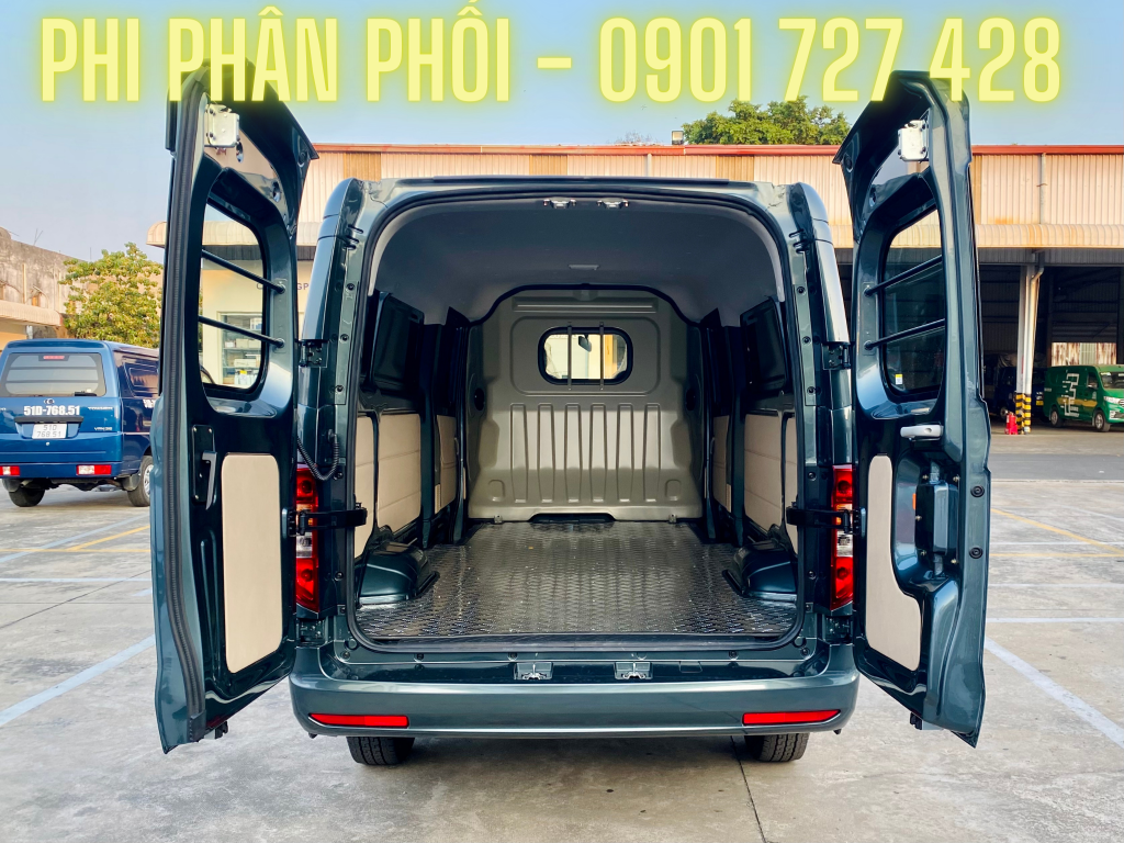 xe van màu xanh rêu (2)