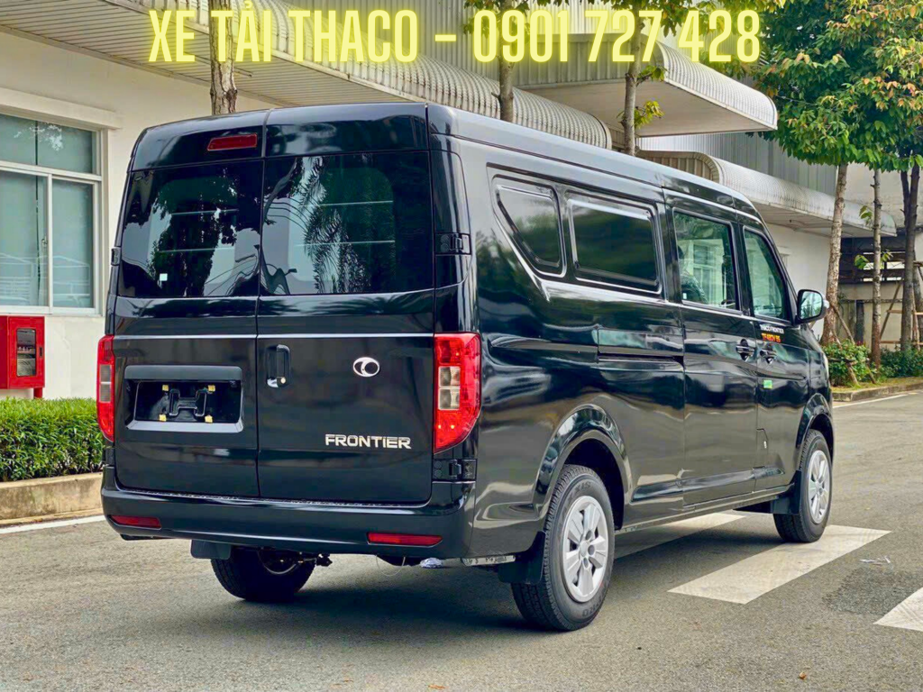 xe van thaco sơn màu đen tf480 2 chỗ 